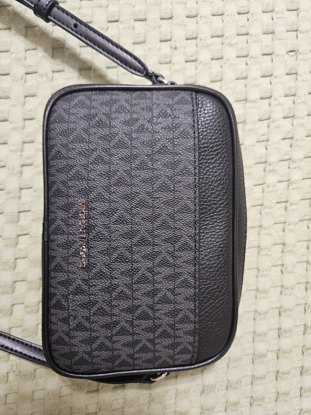 Michael Kors Black Crossbody Bag - Mini Traveler